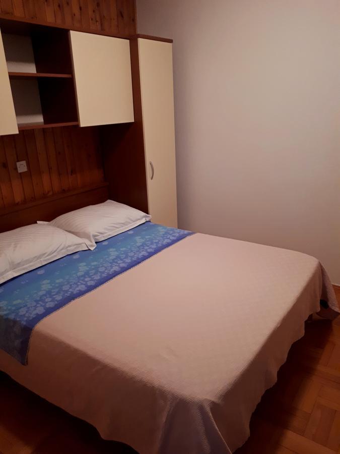 Apartments Lea Porec Esterno foto