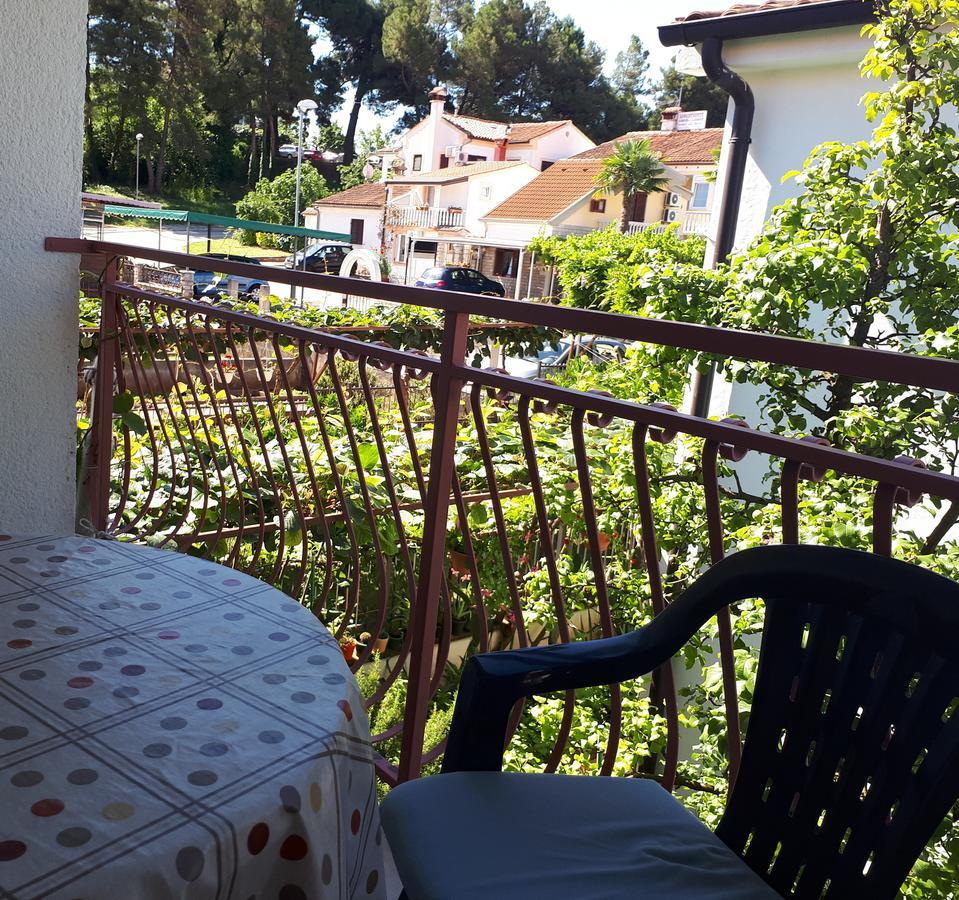 Apartments Lea Porec Esterno foto
